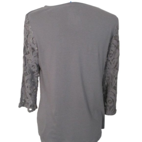 Chico's Gray Lucie Lace Front Sheer 3/4 Sleeve Knit Back Top Size 1/M/8 - Picture 7 of 16